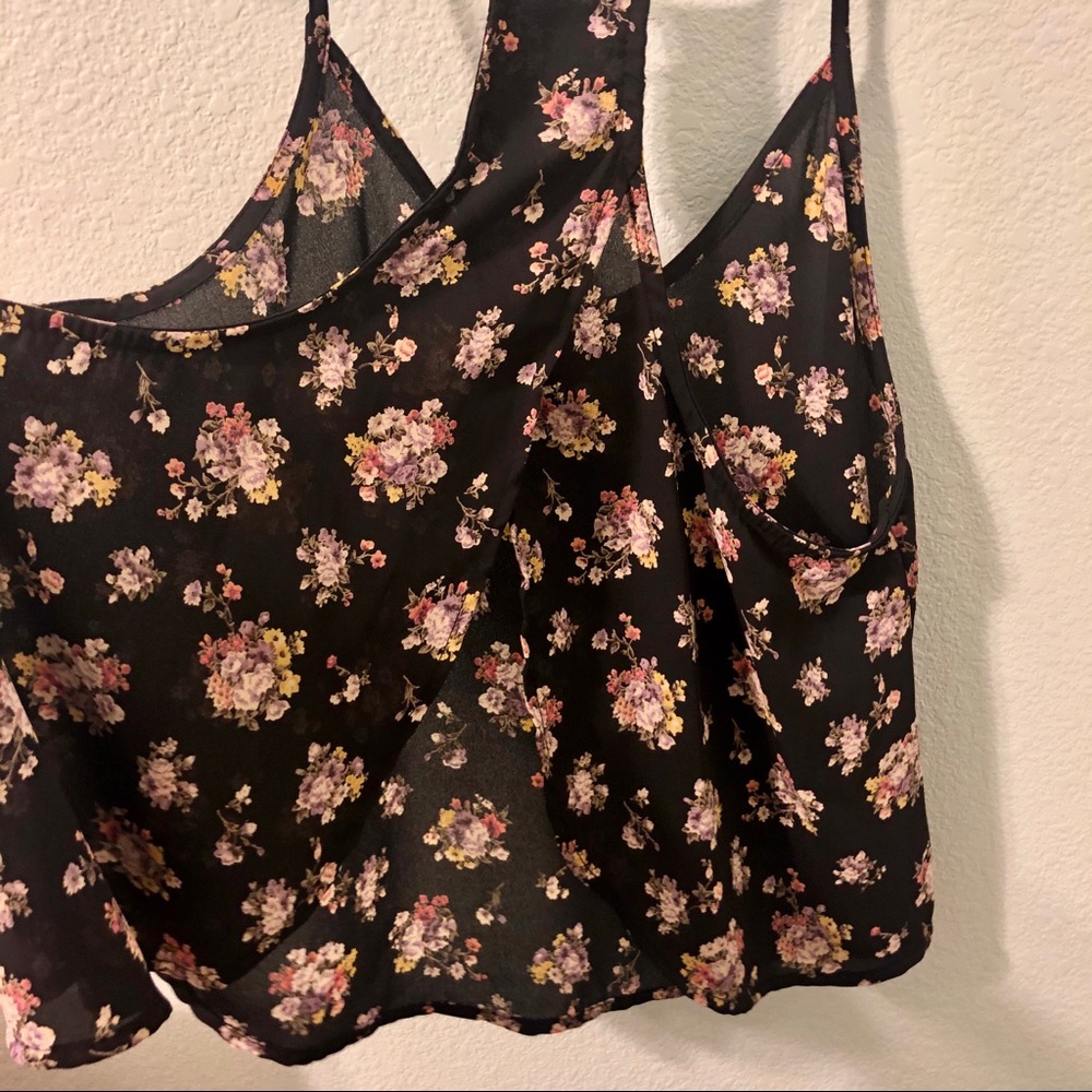 Lush Tank Top - Picture 4 of 5